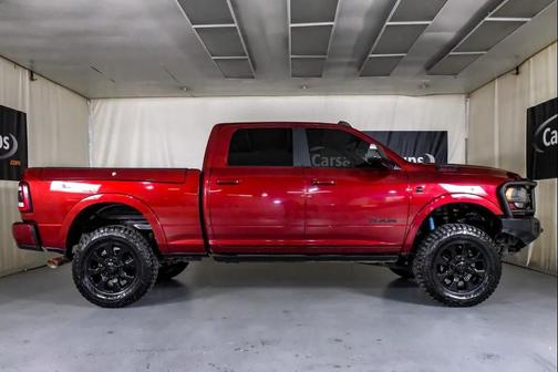 2022 RAM 2500 Limited Crew Cab 4x4 6'4' Box