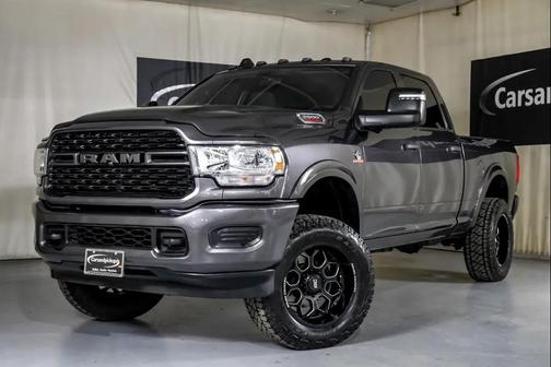 2024 RAM 2500 Tradesman Crew Cab 4x4 6'4' Box