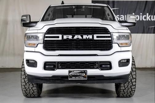 2023 RAM 2500 Laramie Crew Cab 4x4 6'4' Box