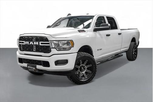 2020 RAM 3500 Tradesman Crew Cab 4x4 8' Box