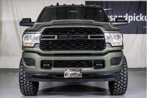 2021 RAM 2500 Tradesman Crew Cab 4x4 6'4' Box