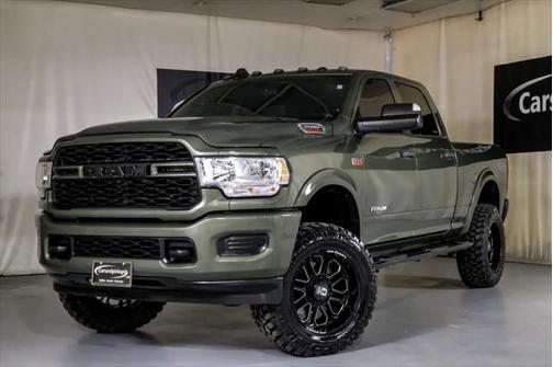 2021 RAM 2500 Tradesman Crew Cab 4x4 6'4' Box