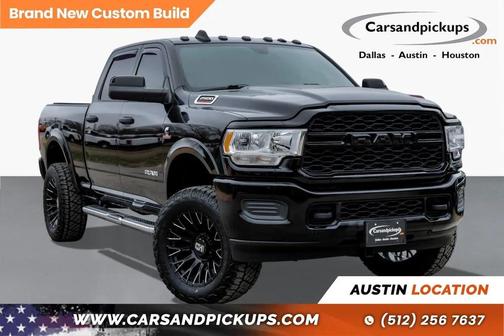 2022 RAM 2500 Tradesman Crew Cab 4x4 6'4' Box