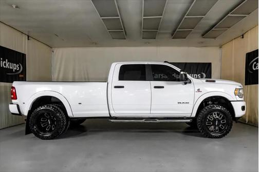 2023 RAM 3500 Big Horn Crew Cab 4x4 8' Box