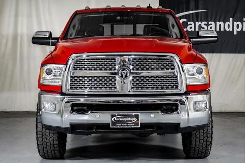 2018 RAM 2500 Laramie Crew Cab 4x4 6'4' Box