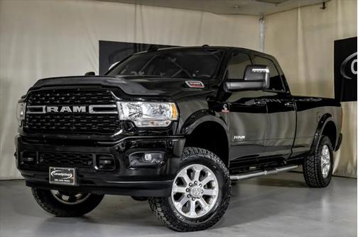 2023 RAM 3500 Big Horn Crew Cab 4x4 8' Box
