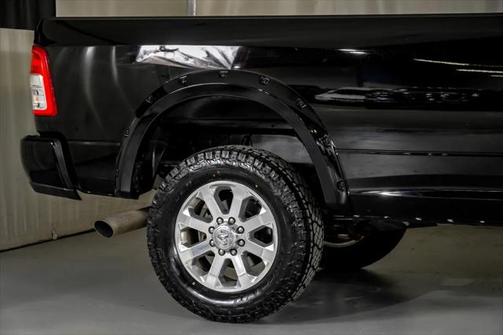 2023 RAM 3500 Big Horn Crew Cab 4x4 8' Box