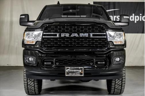 2023 RAM 3500 Big Horn Crew Cab 4x4 8' Box