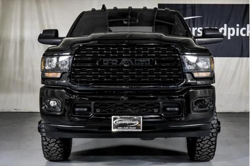 2022 RAM 3500 Big Horn Crew Cab 4x4 8' Box