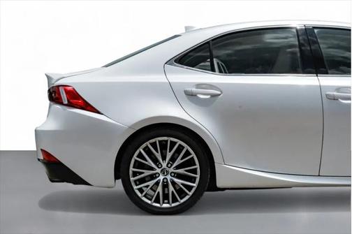 2016 Lexus IS 300 Base