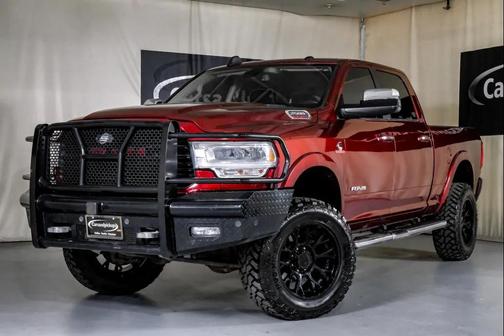 2019 RAM 2500 Laramie Crew Cab 4x4 6'4' Box