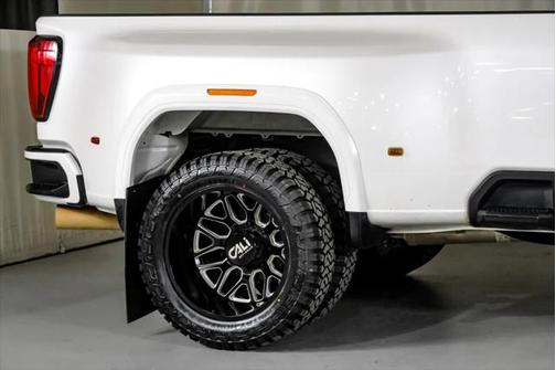 2023 GMC Sierra 3500 Denali