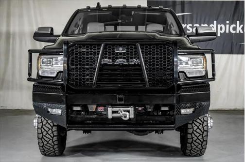 2022 RAM 3500 Limited Mega Cab 4x4 6'4' Box