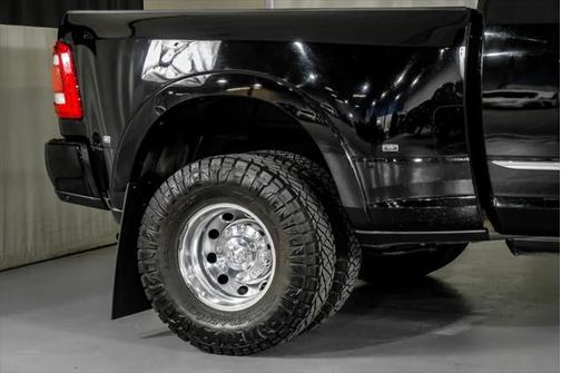 2022 RAM 3500 Limited Mega Cab 4x4 6'4' Box