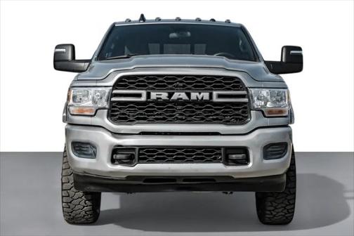 2023 RAM 3500 Tradesman Crew Cab 4x4 8' Box