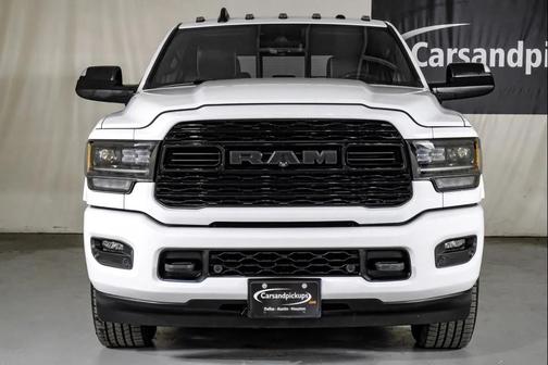2022 RAM 3500 Limited Crew Cab 4x2 8' Box