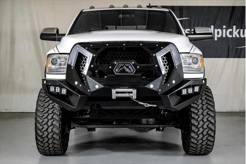 2018 RAM 2500 Limited Crew Cab 4x4 6'4' Box