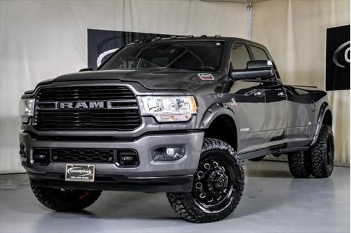 2020 RAM 3500 Big Horn Crew Cab 4x4 8' Box