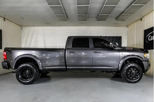 2020 RAM 3500 Big Horn Crew Cab 4x4 8' Box