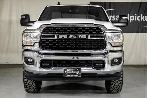 2023 RAM 2500 Big Horn Crew Cab 4x4 6'4' Box
