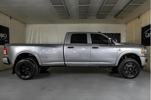 2023 RAM 3500 Tradesman Crew Cab 4x4 8' Box