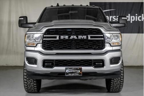 2023 RAM 3500 Tradesman Crew Cab 4x4 8' Box