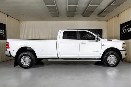 2024 RAM 3500 Laramie Crew Cab 4x4 8' Box