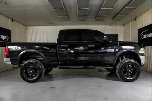 2017 RAM 2500 Tradesman Crew Cab 4x4 6'4' Box