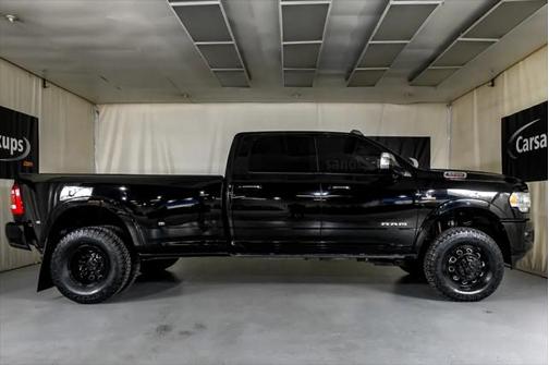 2021 RAM 3500 Laramie Crew Cab 4x4 8' Box