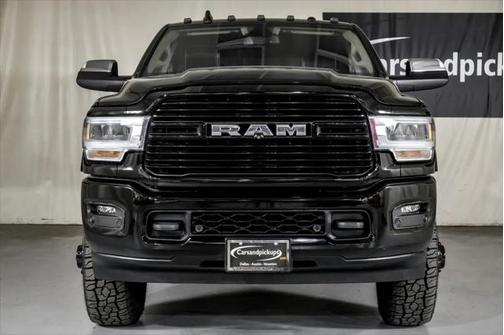 2021 RAM 3500 Laramie Crew Cab 4x4 8' Box