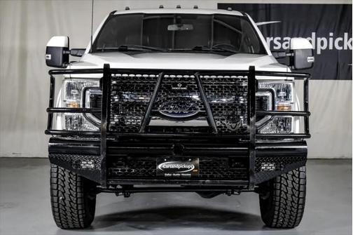 2022 Ford F-350 Lariat