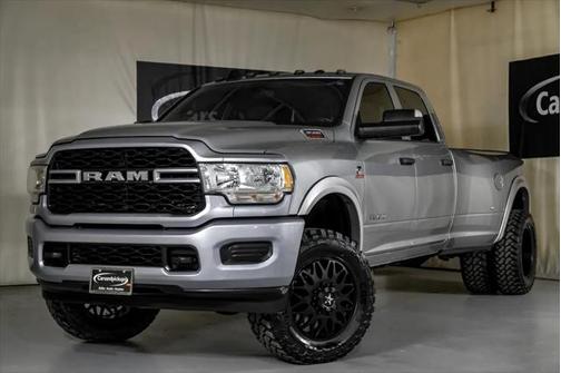 2021 RAM 3500 Tradesman Crew Cab 4x4 8' Box