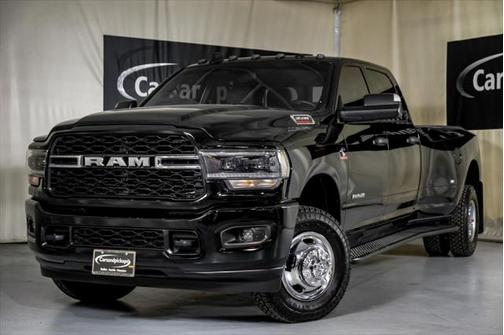 2022 RAM 3500 Tradesman Crew Cab 4x4 8' Box