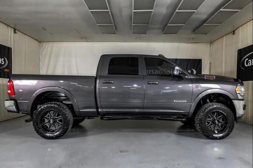2021 RAM 2500 Laramie Crew Cab 4x4 6'4' Box