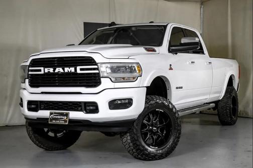 2019 RAM 2500 Laramie Crew Cab 4x4 8' Box