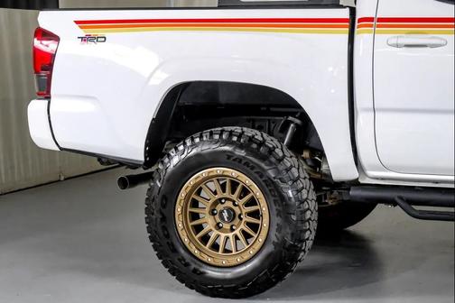 2019 Toyota Tacoma SR