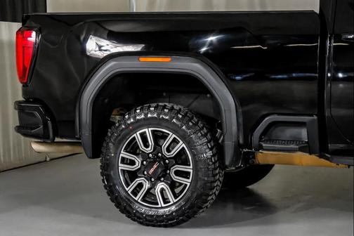 2022 GMC Sierra 2500 AT4