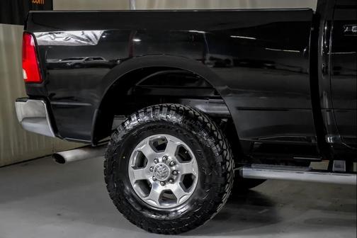 2017 RAM 2500 Lone Star Crew Cab 4x4 6'4' Box