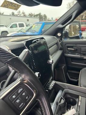 2019 RAM 2500 Limited Crew Cab 4x4 64' Box