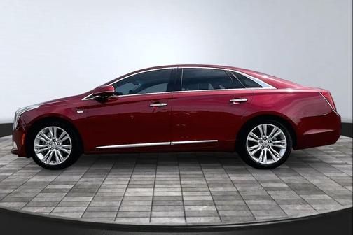 Red Horizon Tintcoat 2018 Cadillac XTS Luxury
