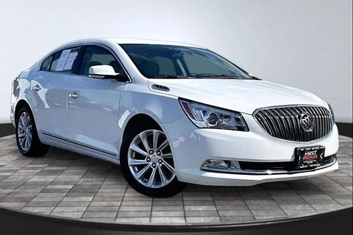 White 2016 Buick LaCrosse Leather