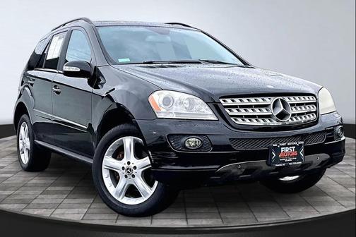 Black 2008 Mercedes-Benz M-Class 4MATIC