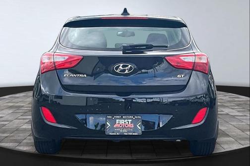 Black Noir Pearl 2013 Hyundai Elantra GT Base