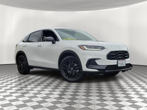 Platinum White Pearl 2026 Honda HR-V