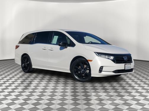 2023 Honda Odyssey 