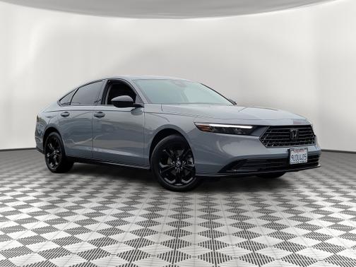 Urban Gray Pearl 2025 Honda Accord