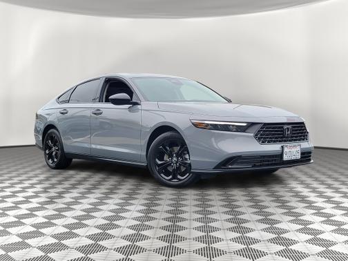 Urban Gray Pearl 2025 Honda Accord