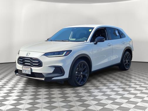 Platinum White Pearl 2023 Honda HR-V