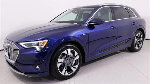 2021 Audi e-tron Prestige