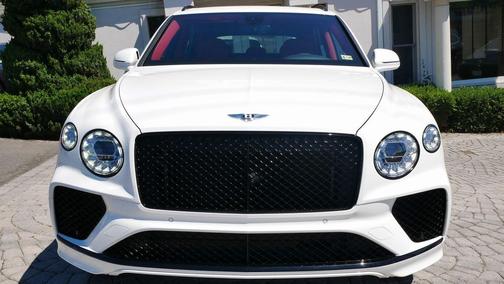 2022 Bentley Bentayga V8